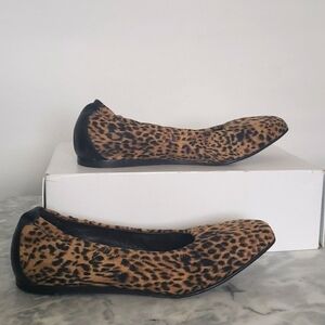 Donald J. Pliner Leopard Print Arlie Square Toe Ballet Flats, Size 6.5